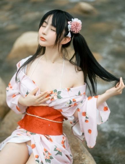 后宫露营无删减版
